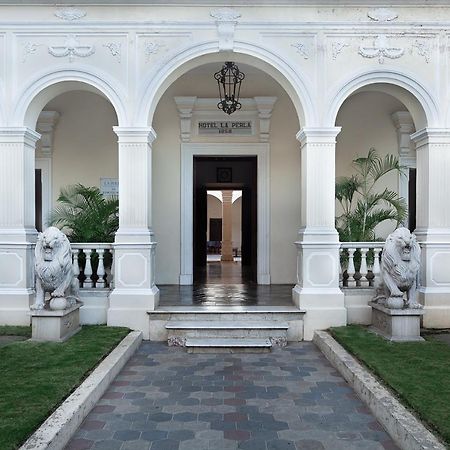 Hotel La Perla Leon Bagian luar foto