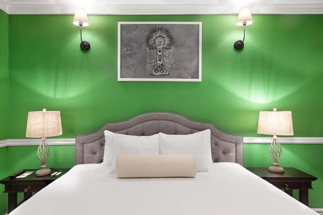 Hotel La Perla Leon Bagian luar foto