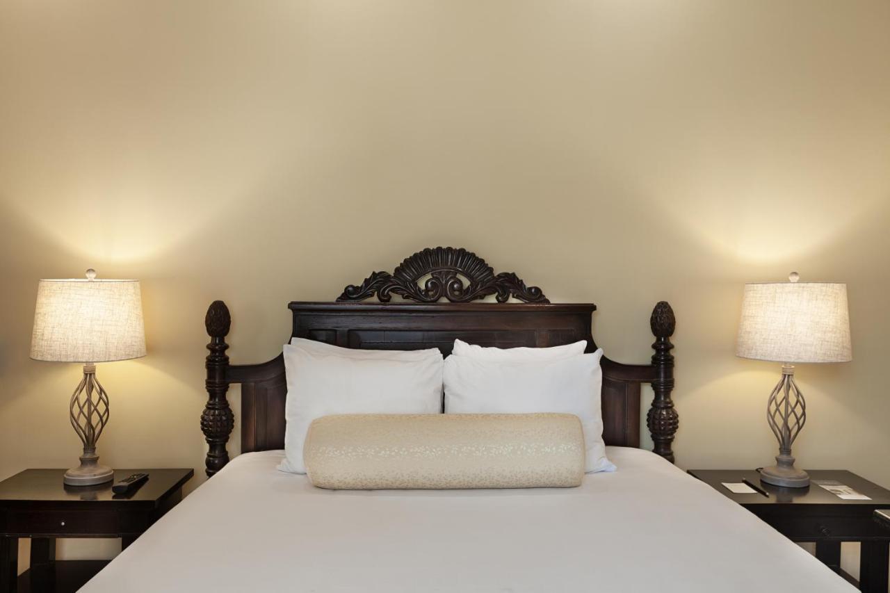 Hotel La Perla Leon Bagian luar foto