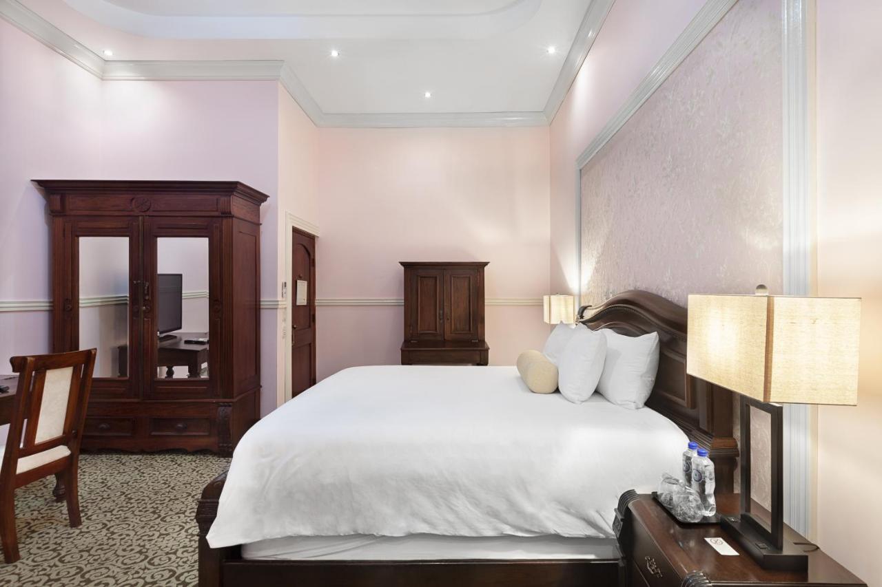 Hotel La Perla Leon Bagian luar foto