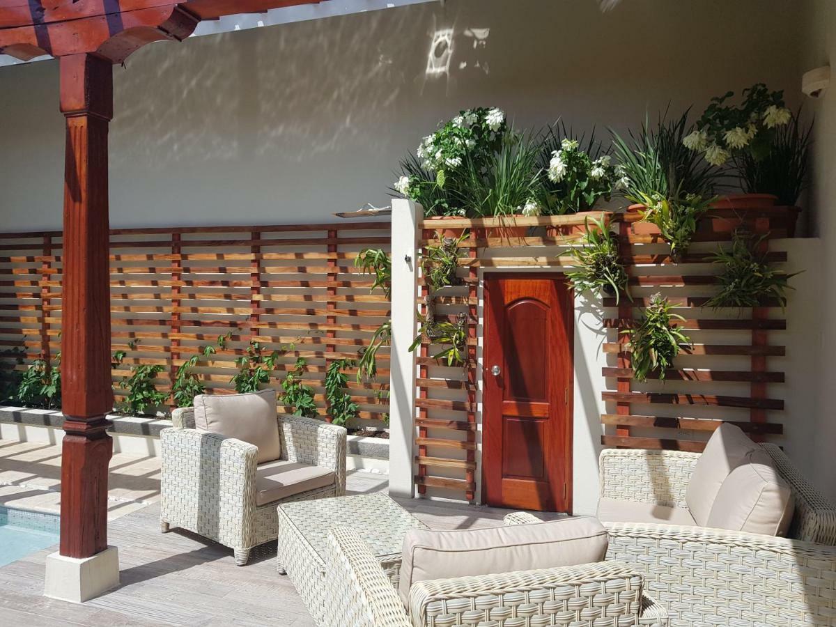 Hotel La Perla Leon Bagian luar foto